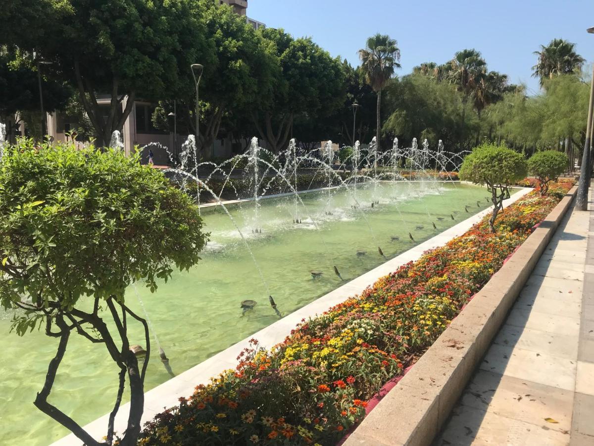 Apartamento Con Parking Gratis En El Centro, 2 Dormitorios Almería Exterior foto